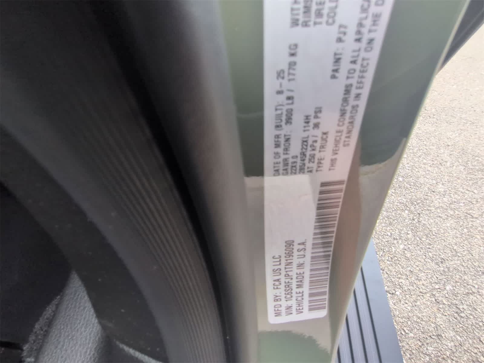 Thumbnail: 2026 RAM 1500 - 33