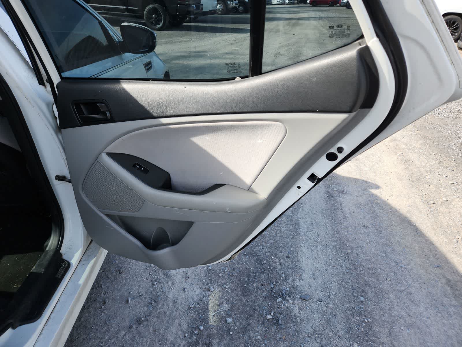 Thumbnail: 2015 Kia Optima - 24