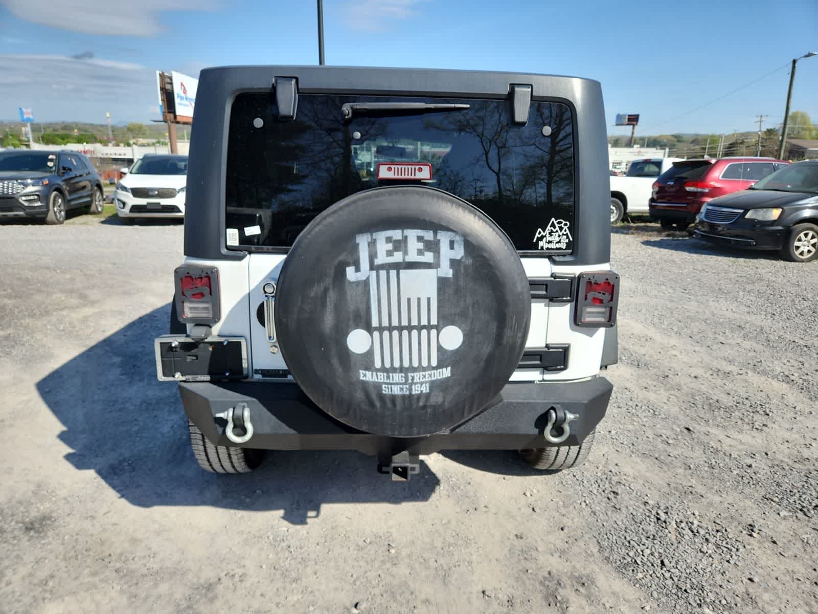 Thumbnail: 2018 Jeep Wrangler - 4