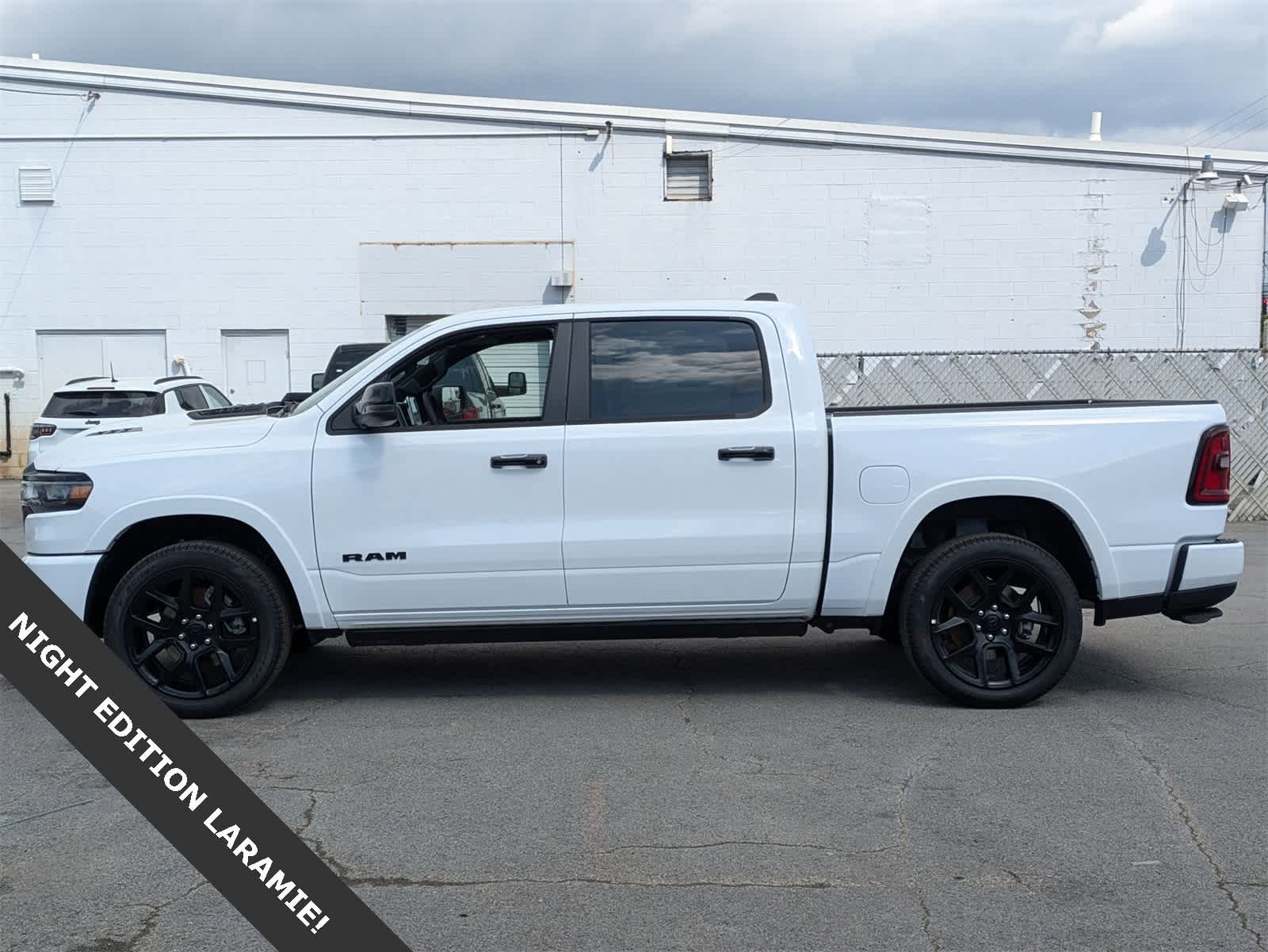 Thumbnail: 2025 RAM 1500 - 3