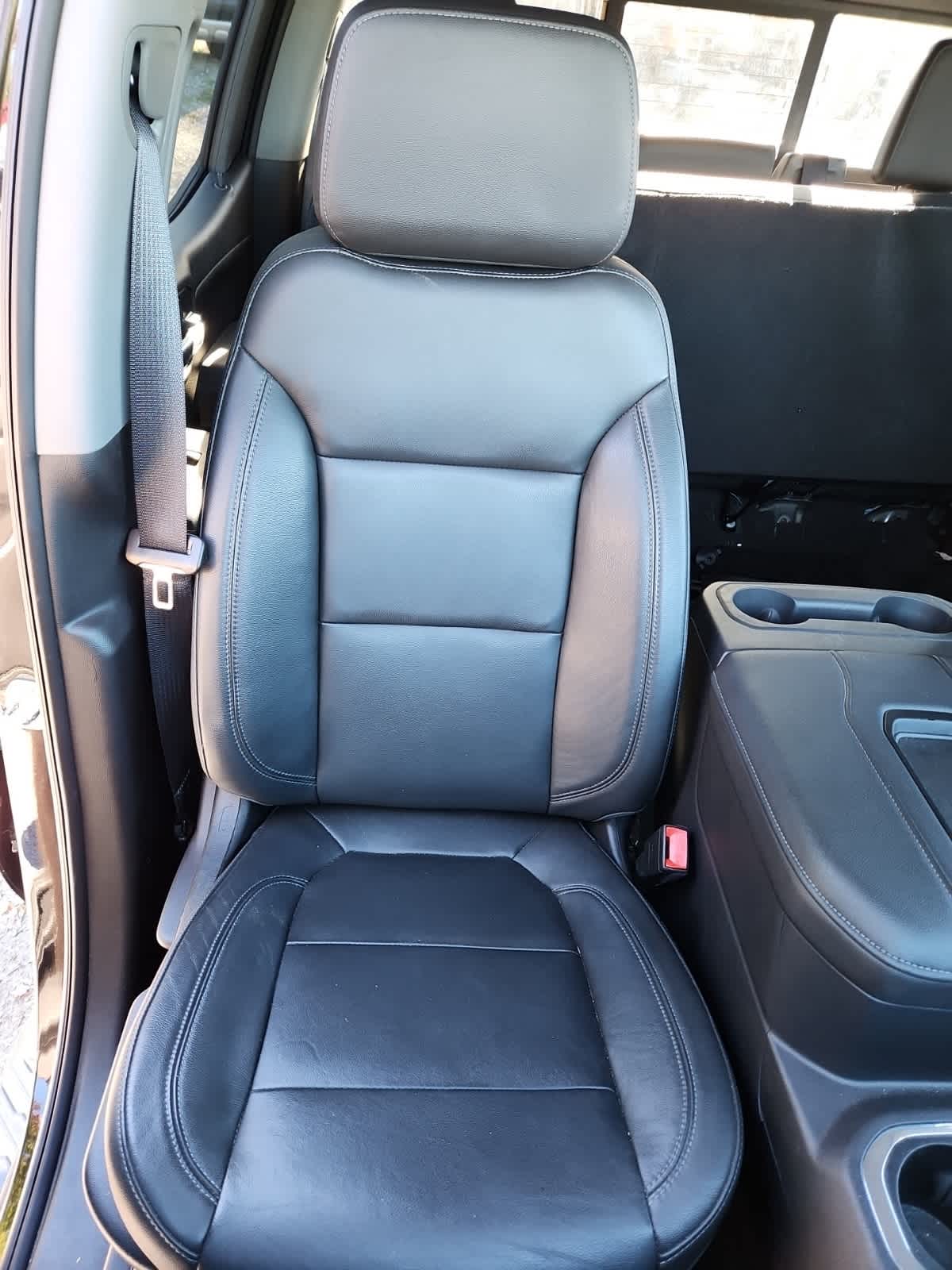 Thumbnail: 2019 Chevrolet Silverado 1500 - 18