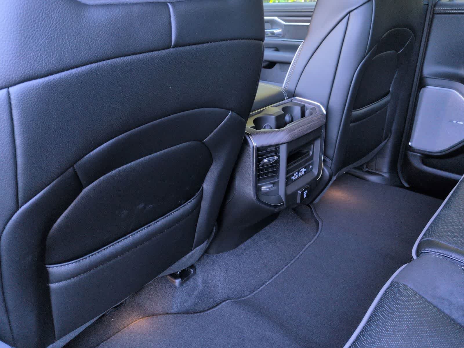 Thumbnail: 2026 RAM 1500 - 17