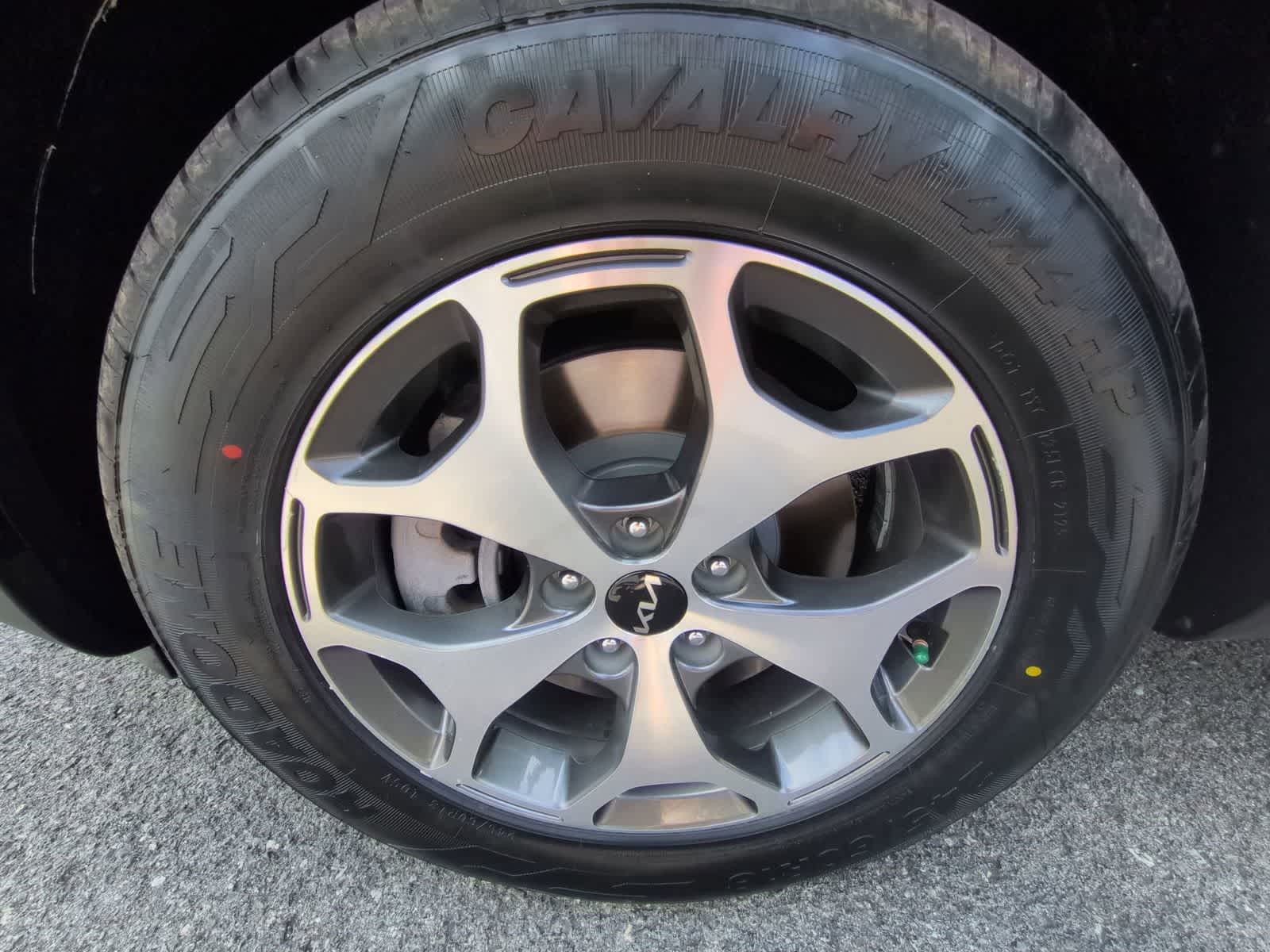 Thumbnail: 2022 Kia Telluride - 13