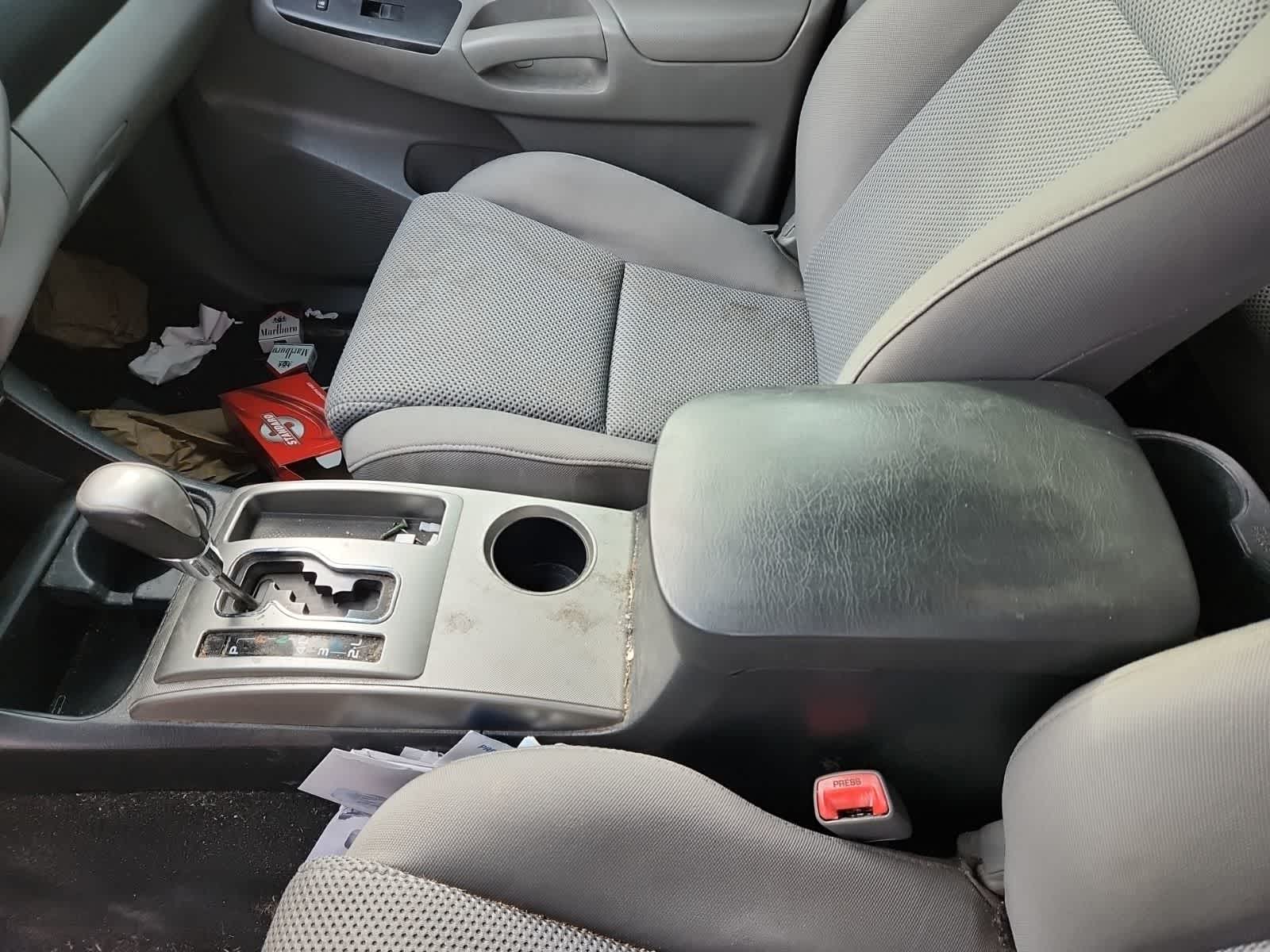 Thumbnail: 2012 Toyota Tacoma - 11