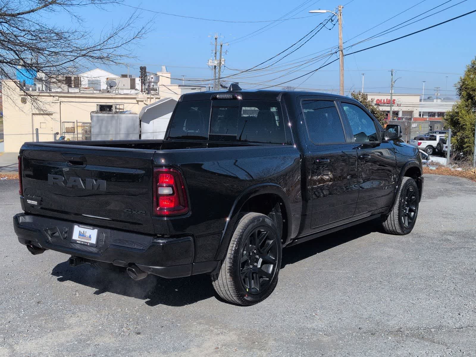 Thumbnail: 2026 RAM 1500 - 8