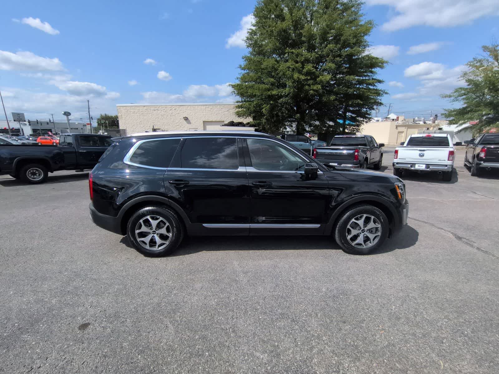 Thumbnail: 2022 Kia Telluride - 9