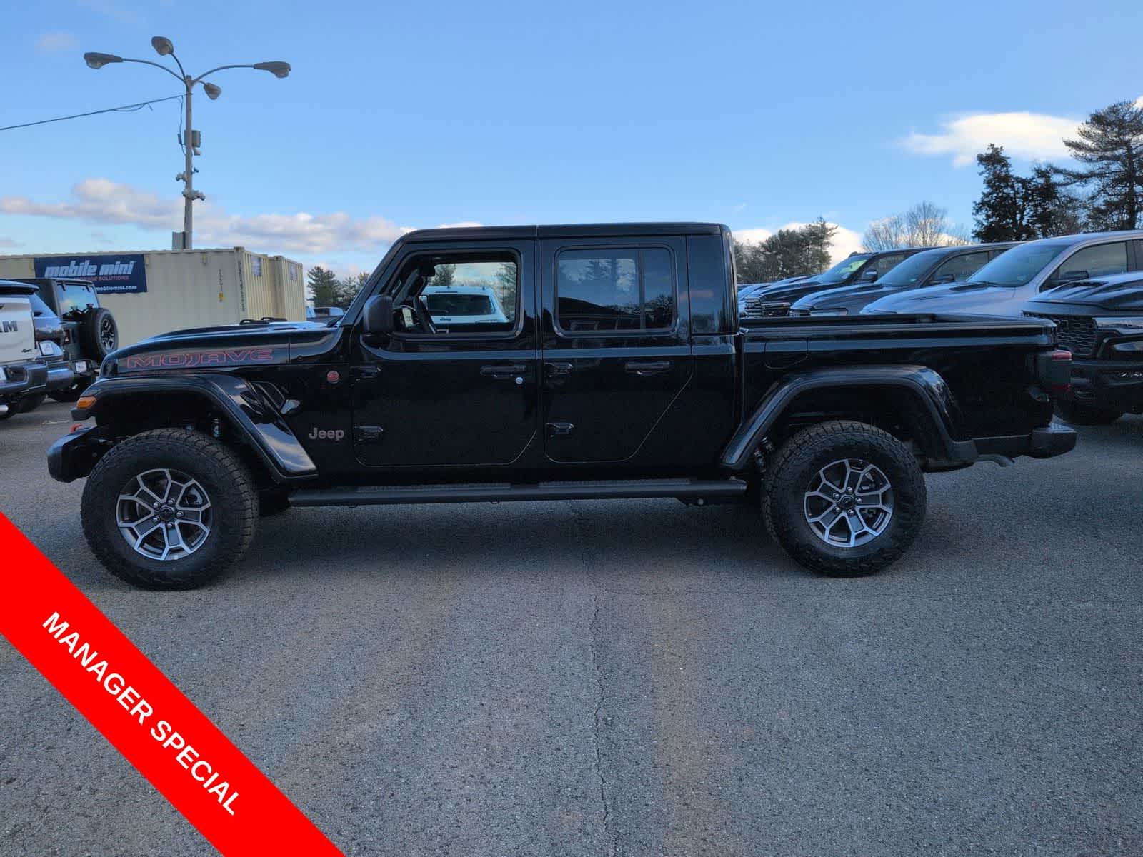 Thumbnail: 2026 Jeep Gladiator - 5
