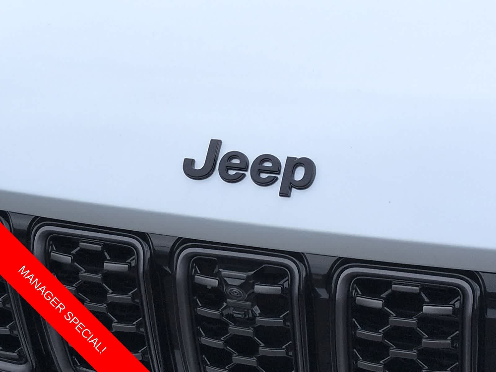 Thumbnail: 2025 Jeep Grand Cherokee - 12