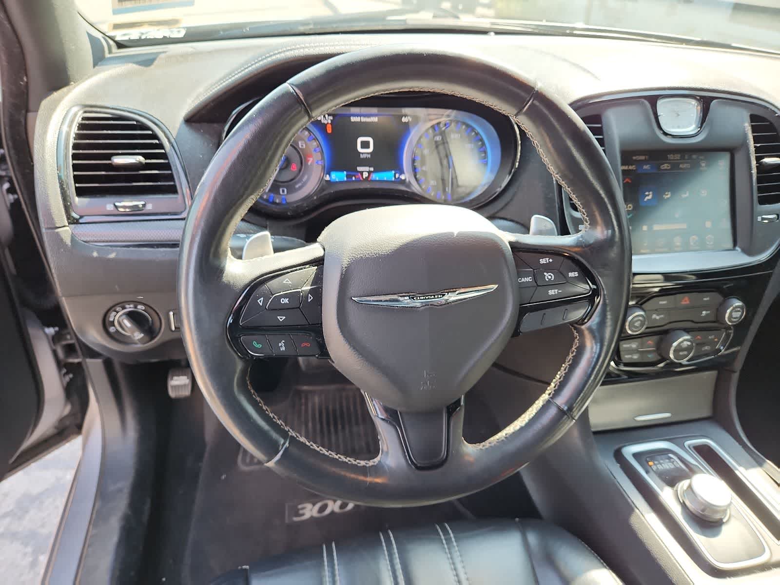 Thumbnail: 2015 Chrysler 300 - 12