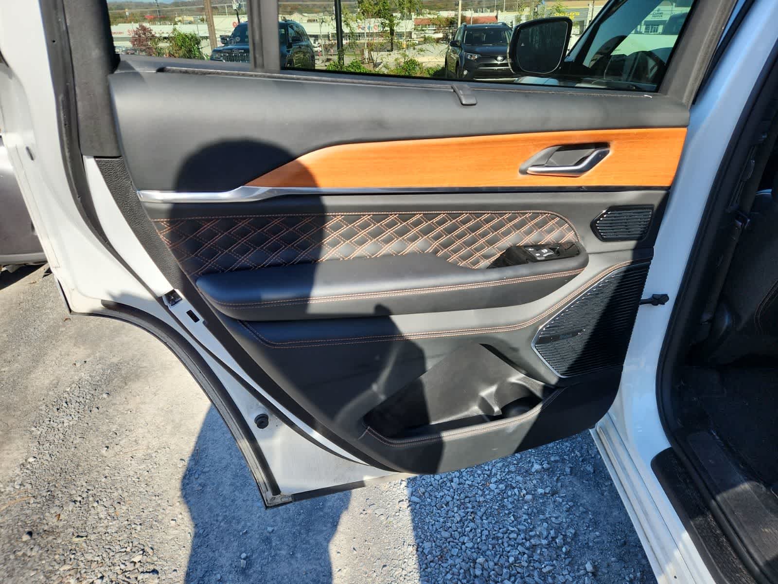 Thumbnail: 2021 Jeep Grand Cherokee L - 27