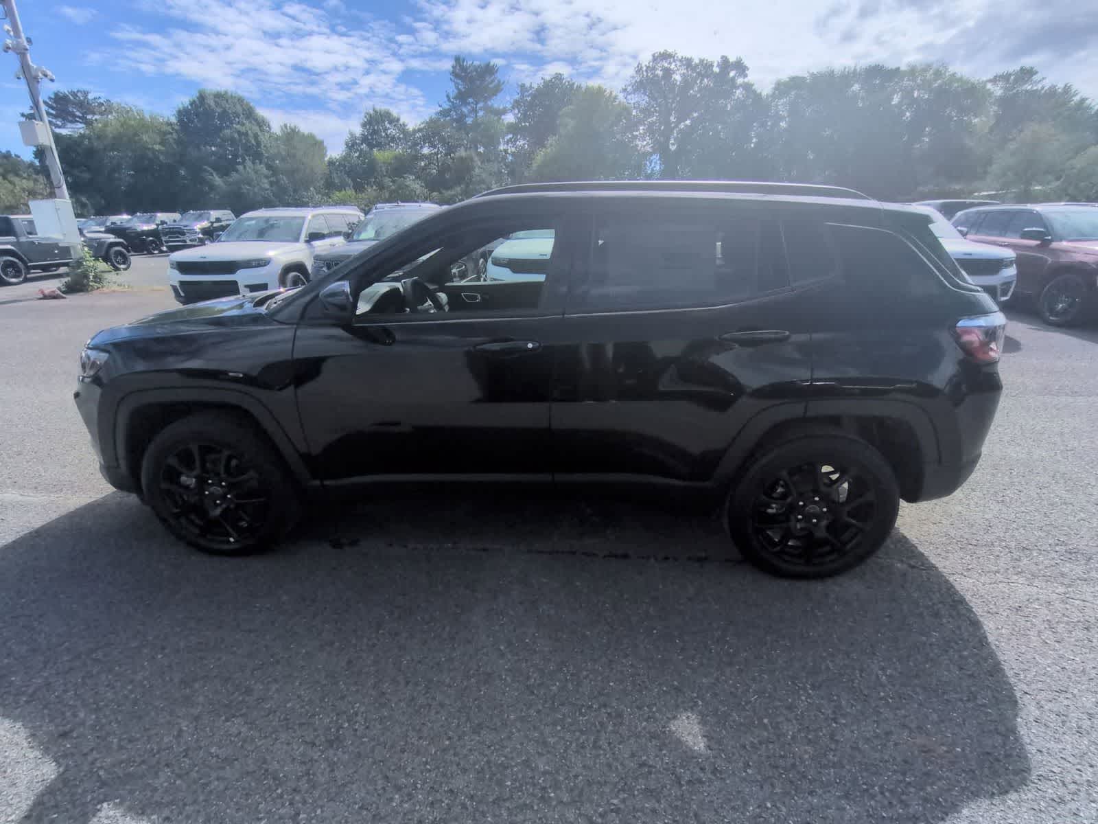 Thumbnail: 2026 Jeep Compass - 5