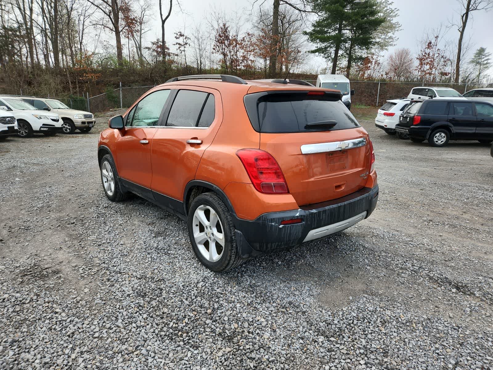 Thumbnail: 2015 Chevrolet Trax - 3