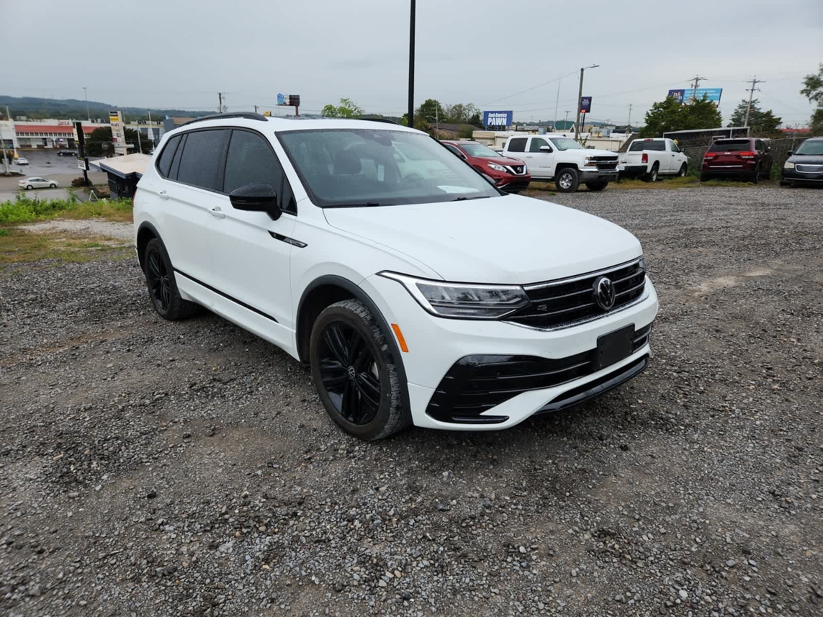 Thumbnail: 2022 Volkswagen Tiguan - 7