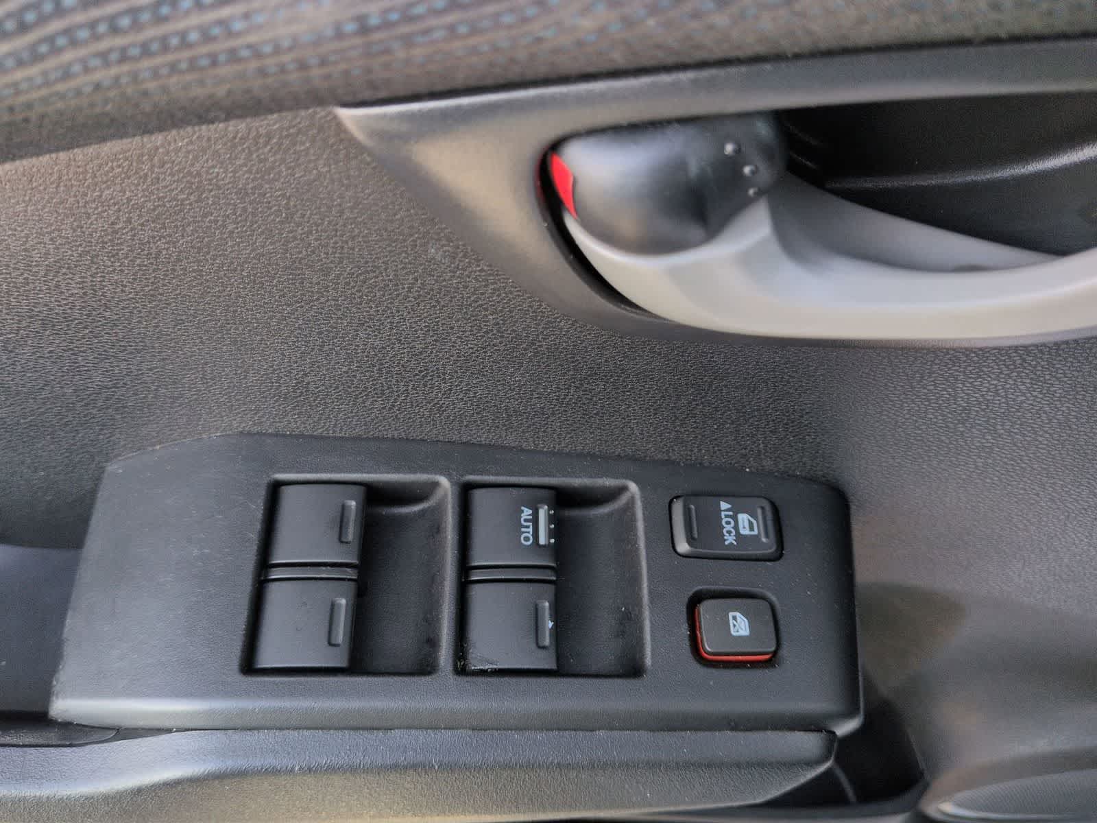 Thumbnail: 2011 Honda Fit - 15