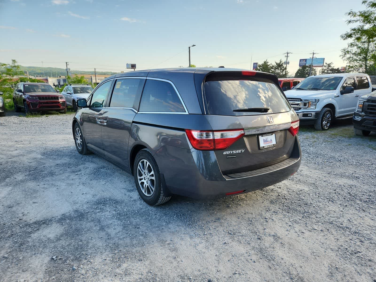 Thumbnail: 2012 Honda Odyssey - 3