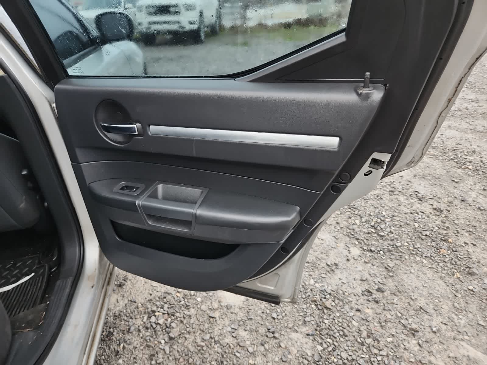 Thumbnail: 2010 Dodge Charger - 24