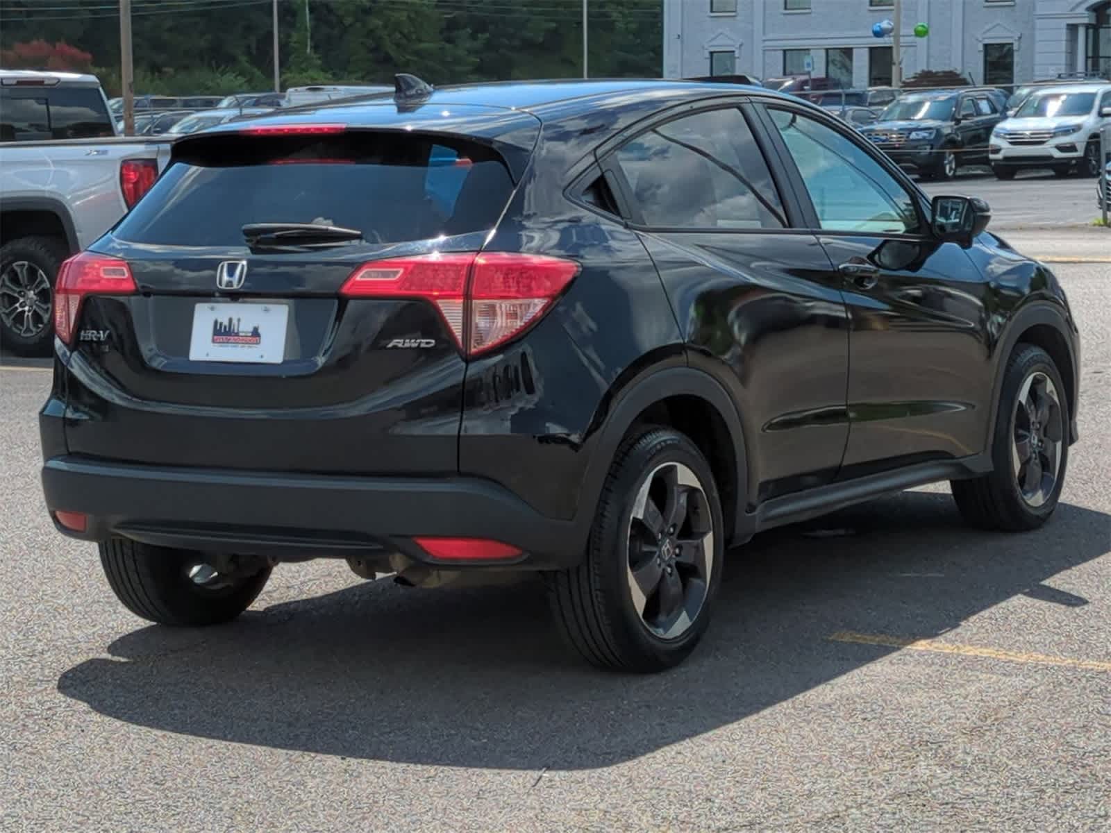 Thumbnail: 2018 Honda HR-V - 8