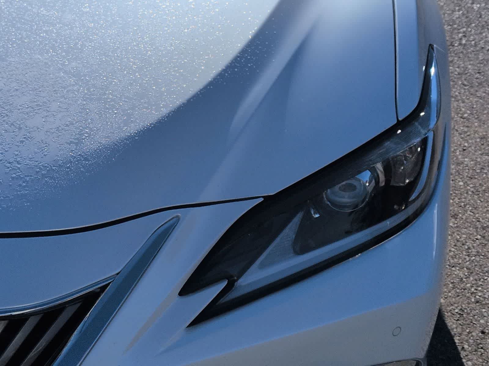 Thumbnail: 2019 Lexus ES - 11