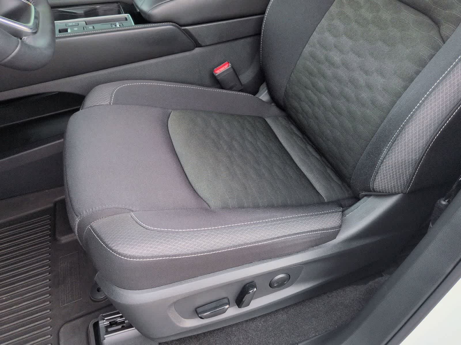 Thumbnail: 2024 Nissan Pathfinder - 15