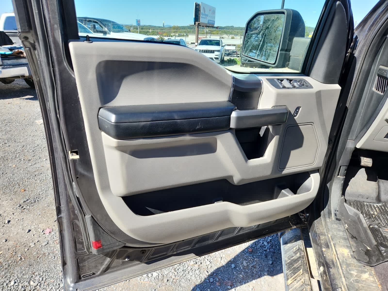 Thumbnail: 2016 Ford F-150 - 15
