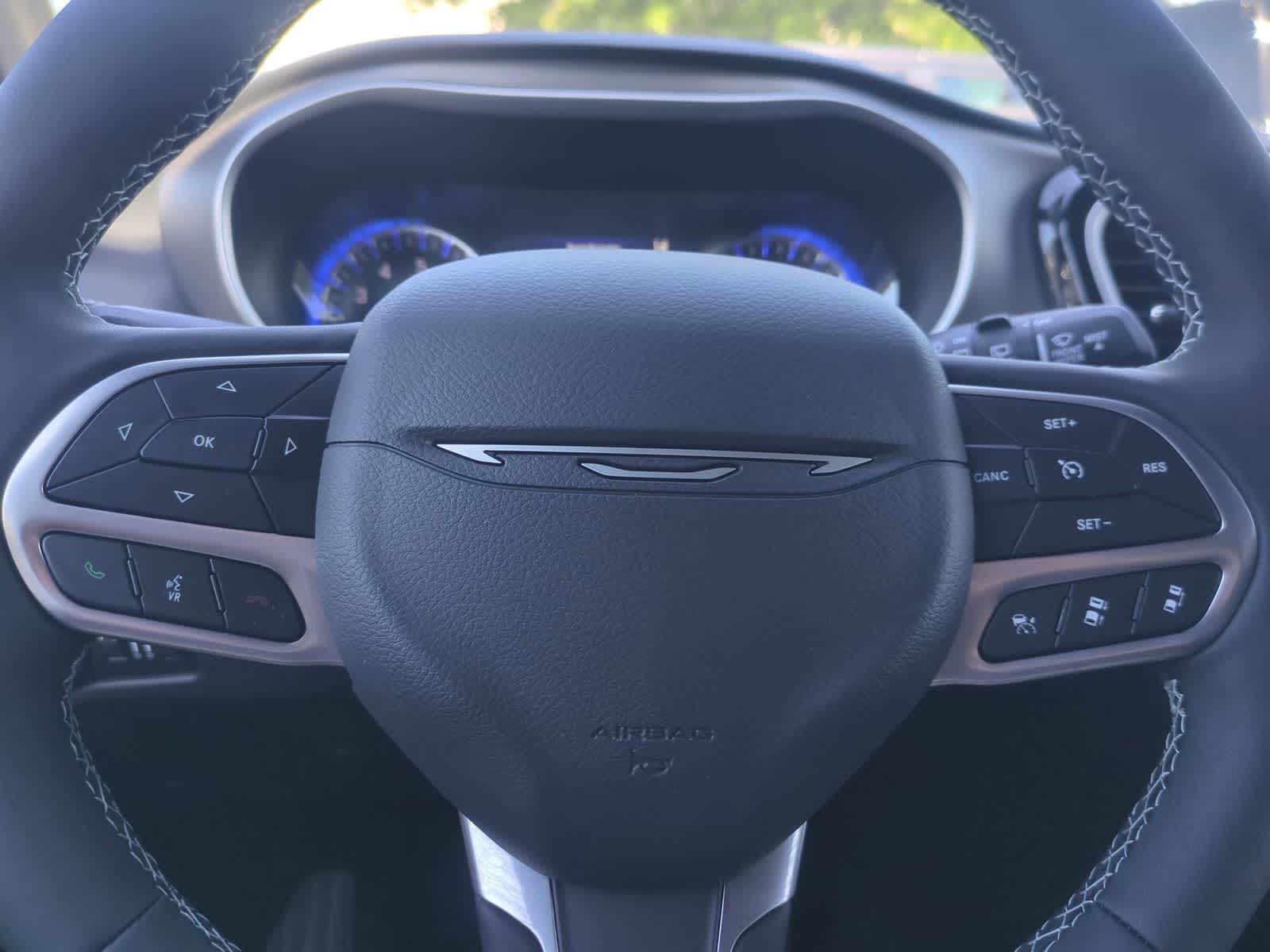 Thumbnail: 2027 Chrysler Pacifica - 22