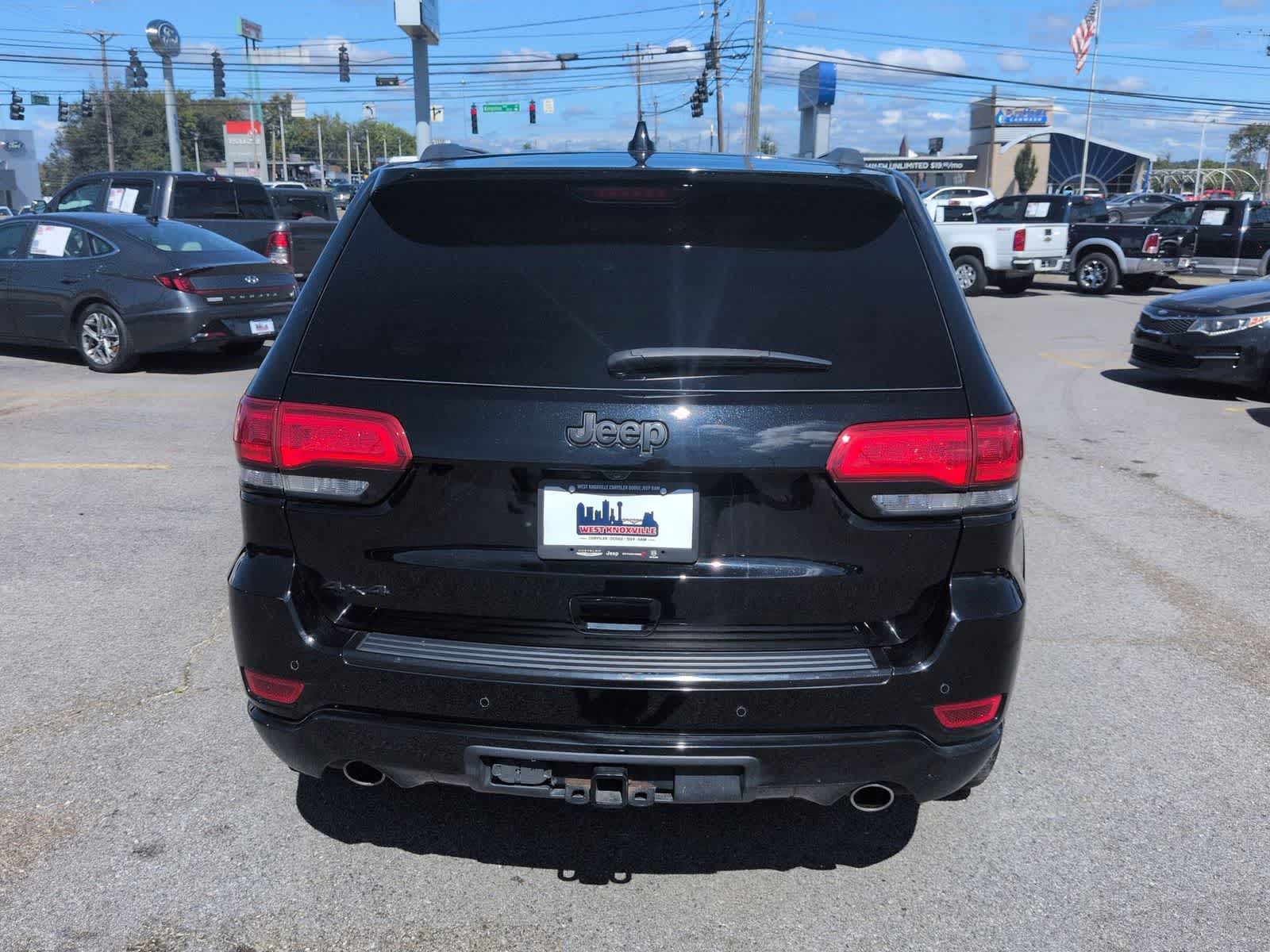 Thumbnail: 2020 Jeep Grand Cherokee - 7