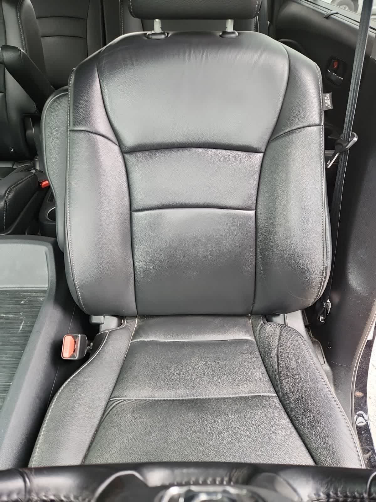 Thumbnail: 2020 Honda Pilot - 14