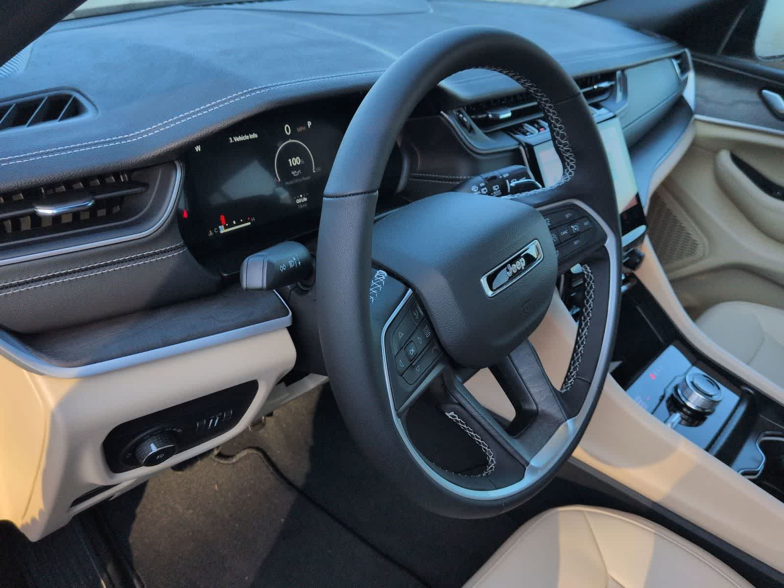 Thumbnail: 2025 Jeep Grand Cherokee L - 10