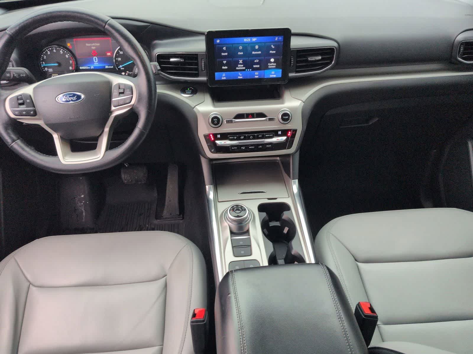 Thumbnail: 2021 Ford Explorer - 15