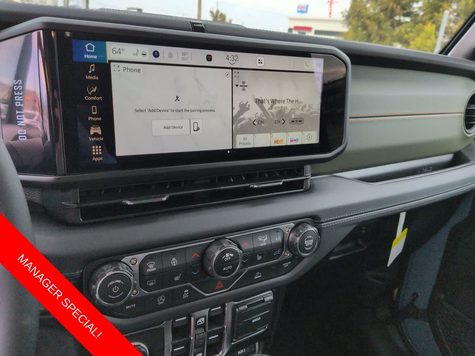 Thumbnail: 2026 Jeep Gladiator - 24