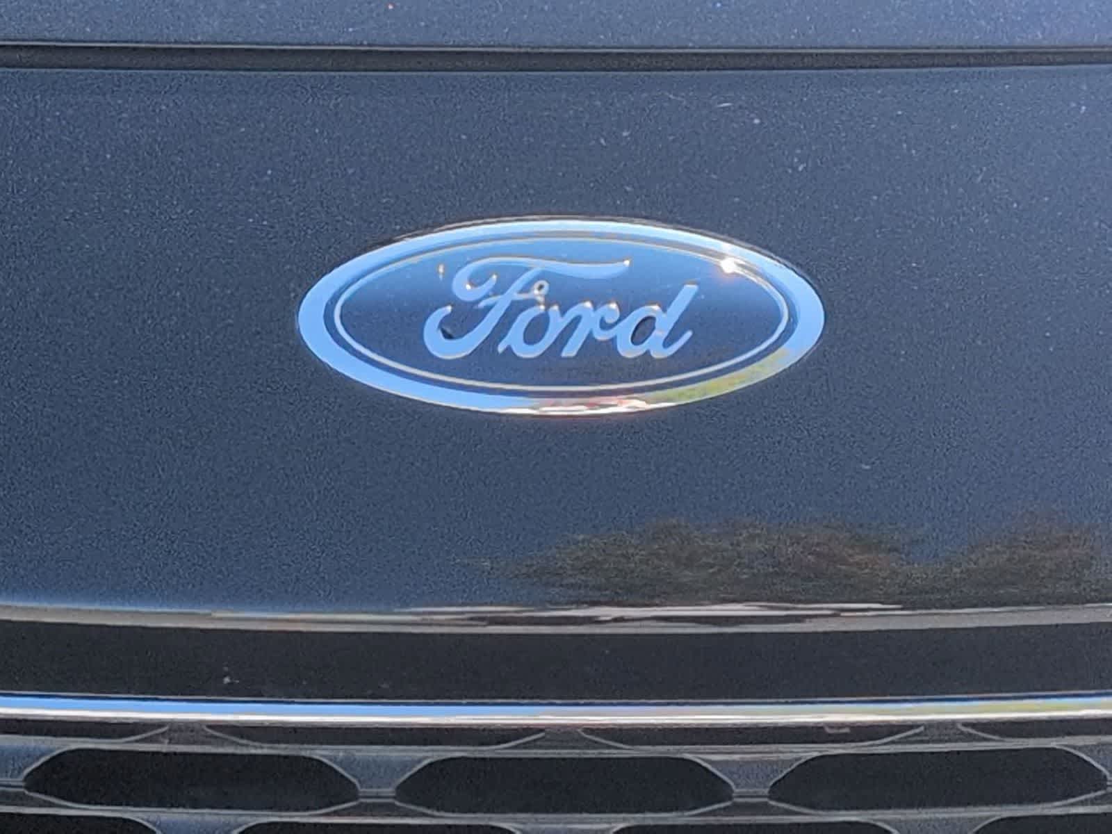 Thumbnail: 2020 Ford Escape - 12