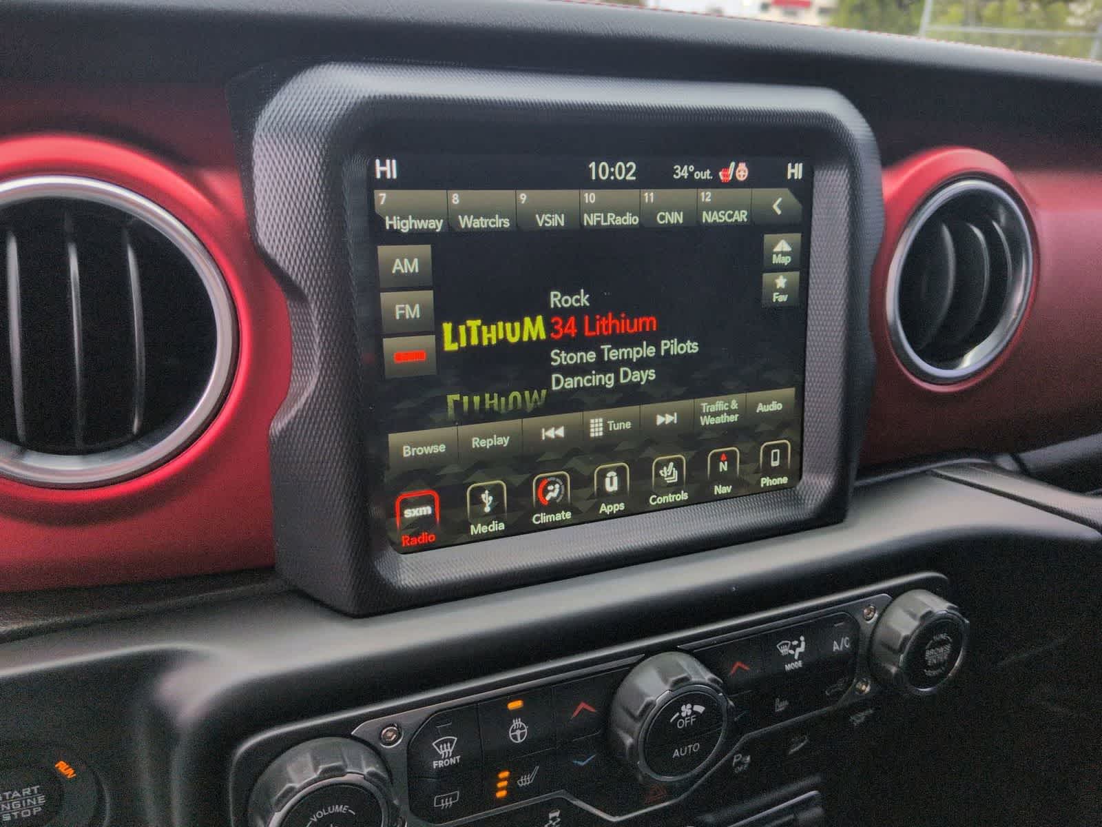 Thumbnail: 2019 Jeep Wrangler - 26