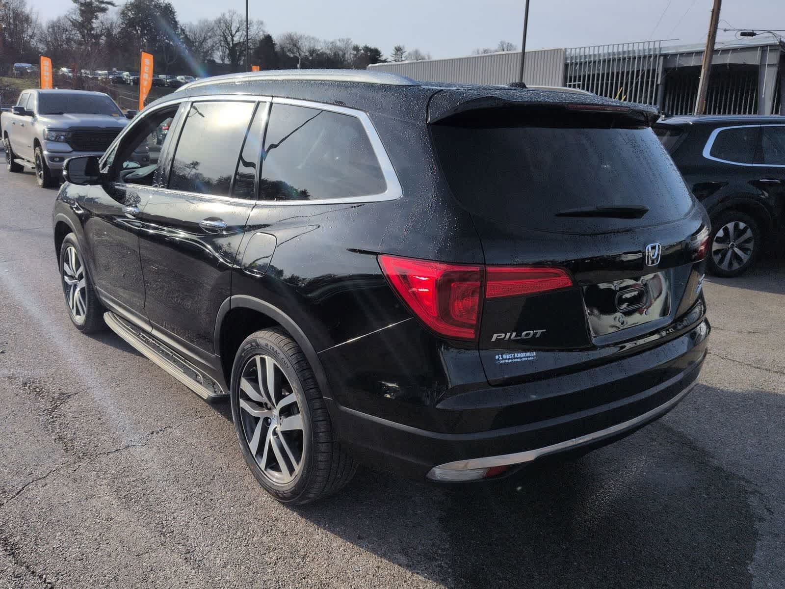 Thumbnail: 2018 Honda Pilot - 6