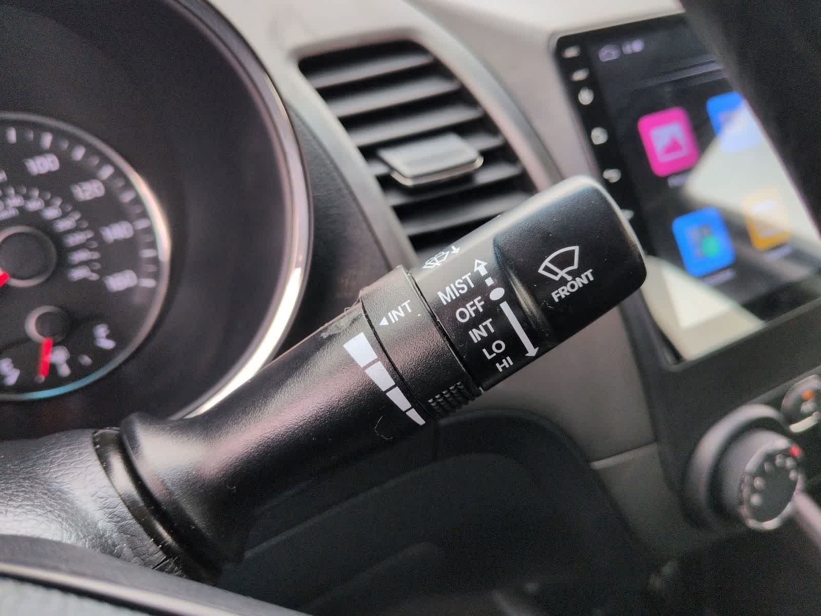 Thumbnail: 2017 Kia Forte - 23