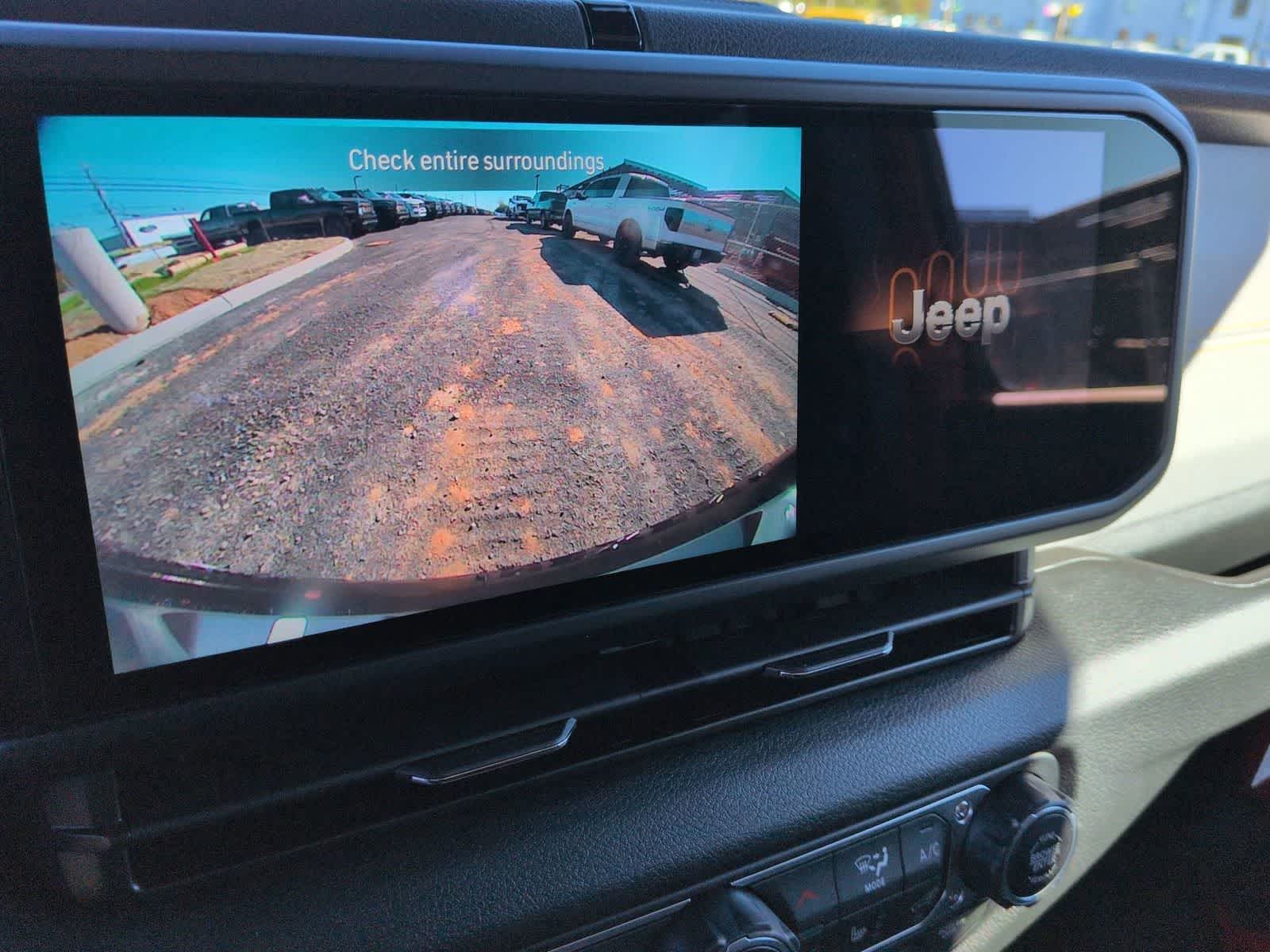 Thumbnail: 2026 Jeep Wrangler - 27