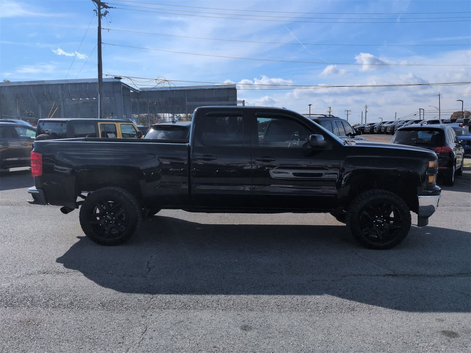 Thumbnail: 2015 Chevrolet Silverado 1500 - 9