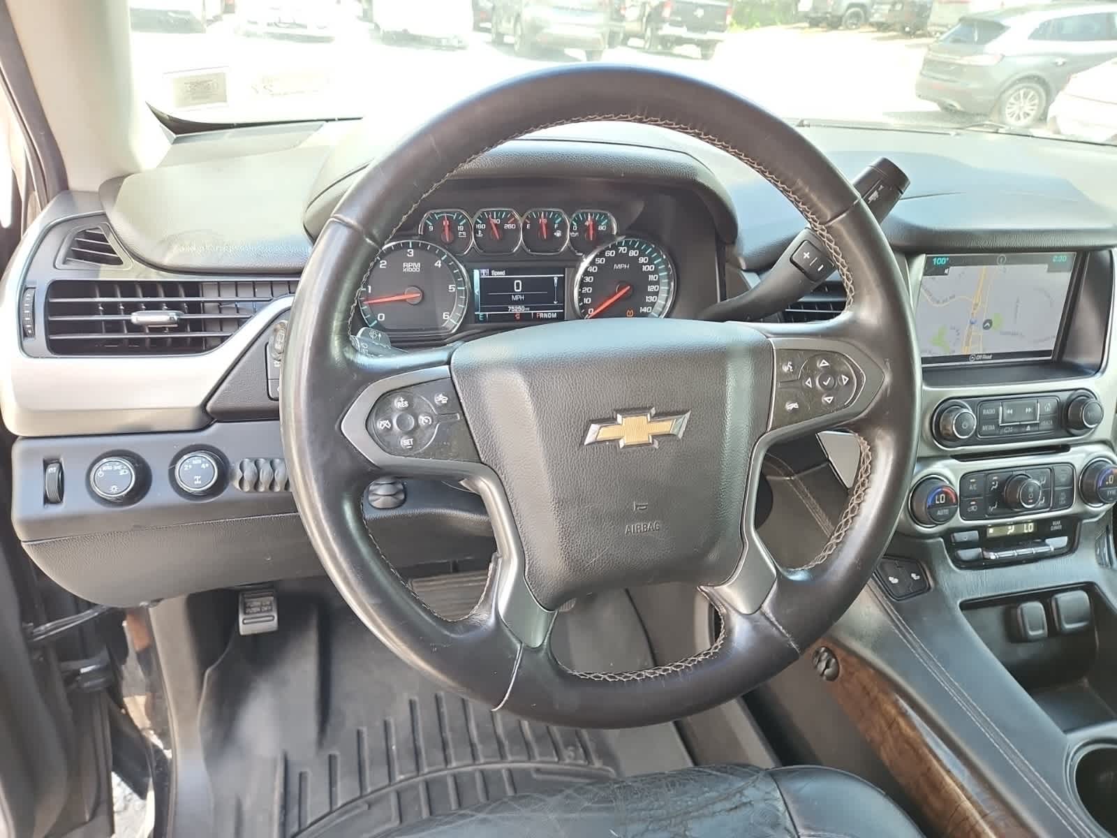 Thumbnail: 2016 Chevrolet Suburban - 12