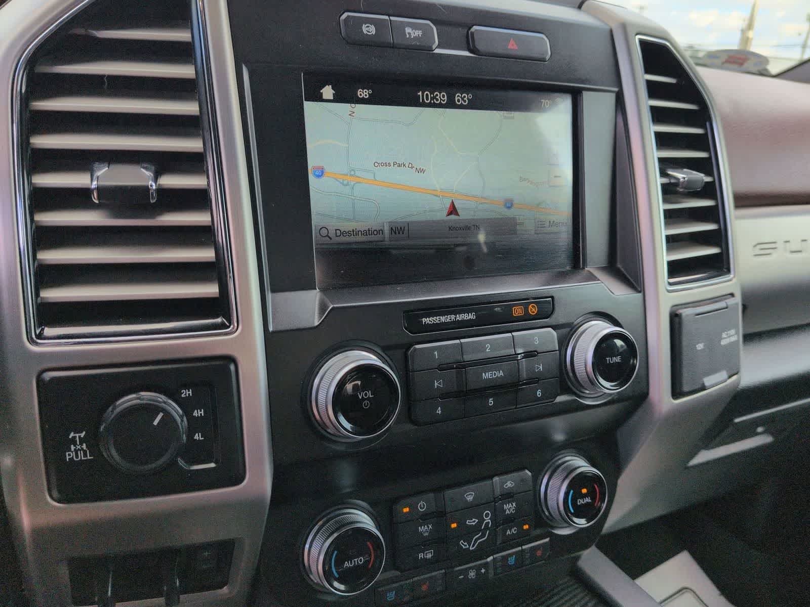 Thumbnail: 2019 Ford Econoline - 25