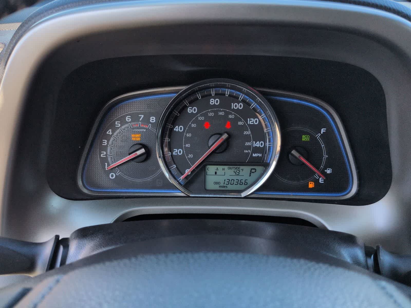 Thumbnail: 2015 Toyota RAV4 - 31