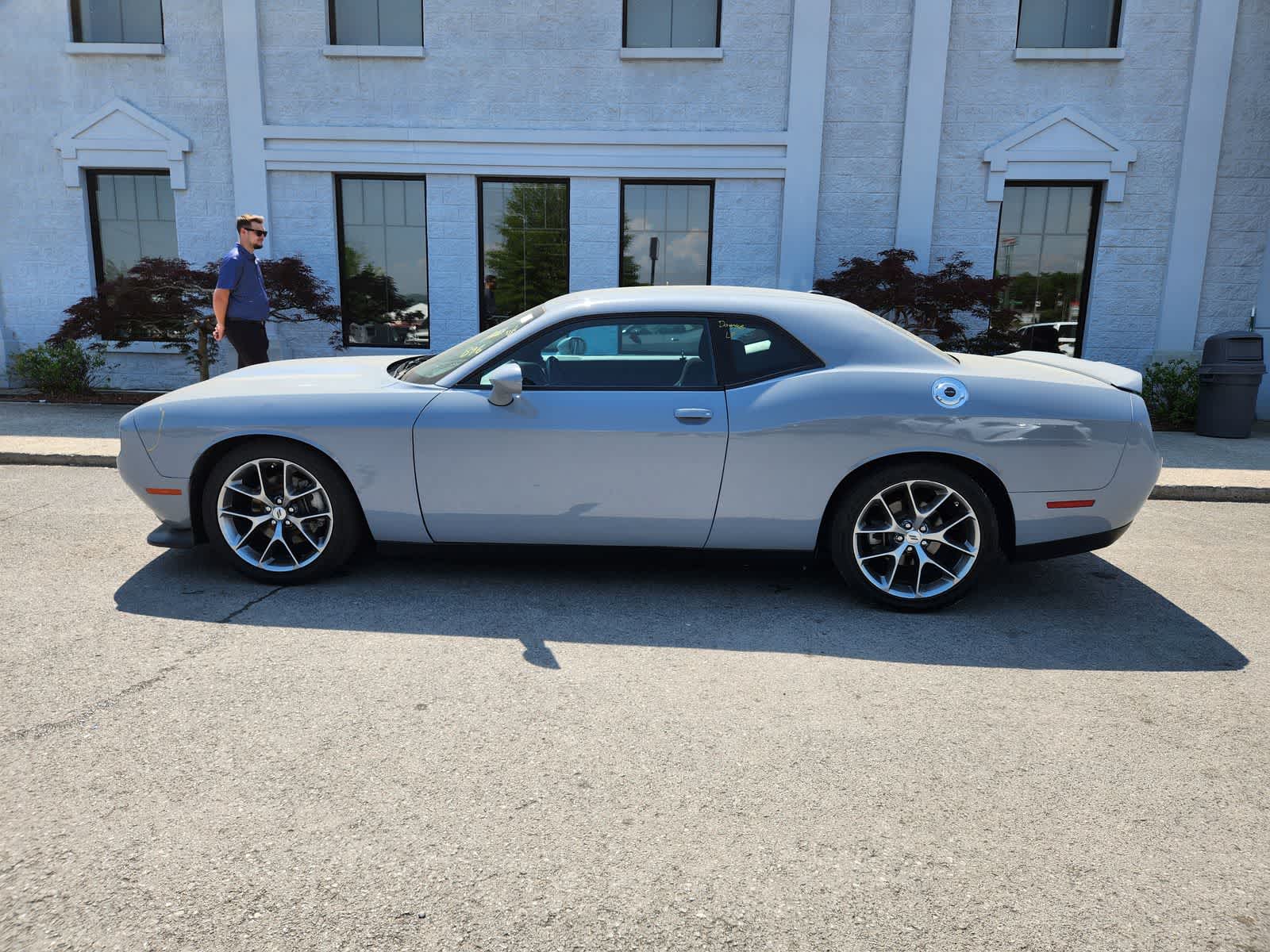 Thumbnail: 2022 Dodge Challenger - 2