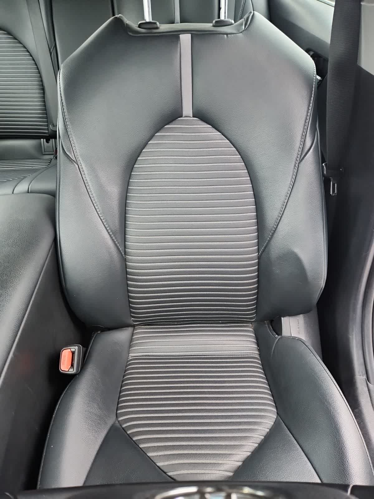 Thumbnail: 2018 Toyota Camry - 14