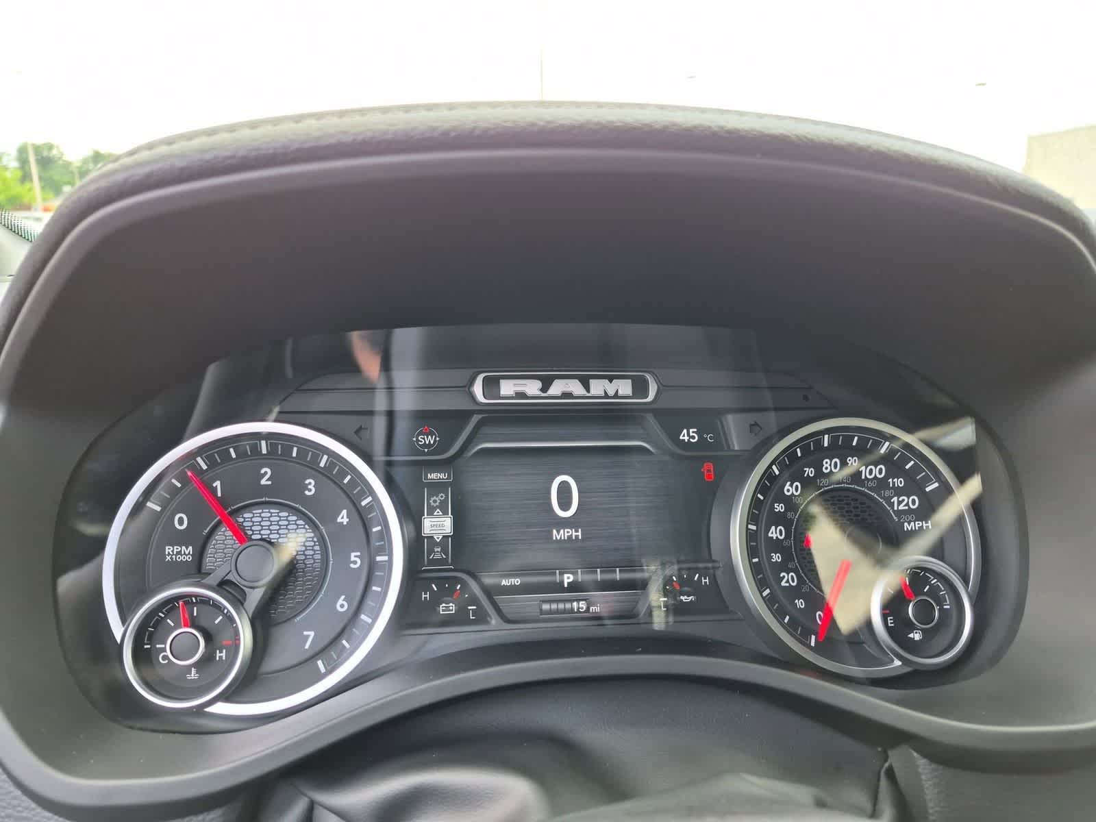 Thumbnail: 2026 RAM 1500 - 33