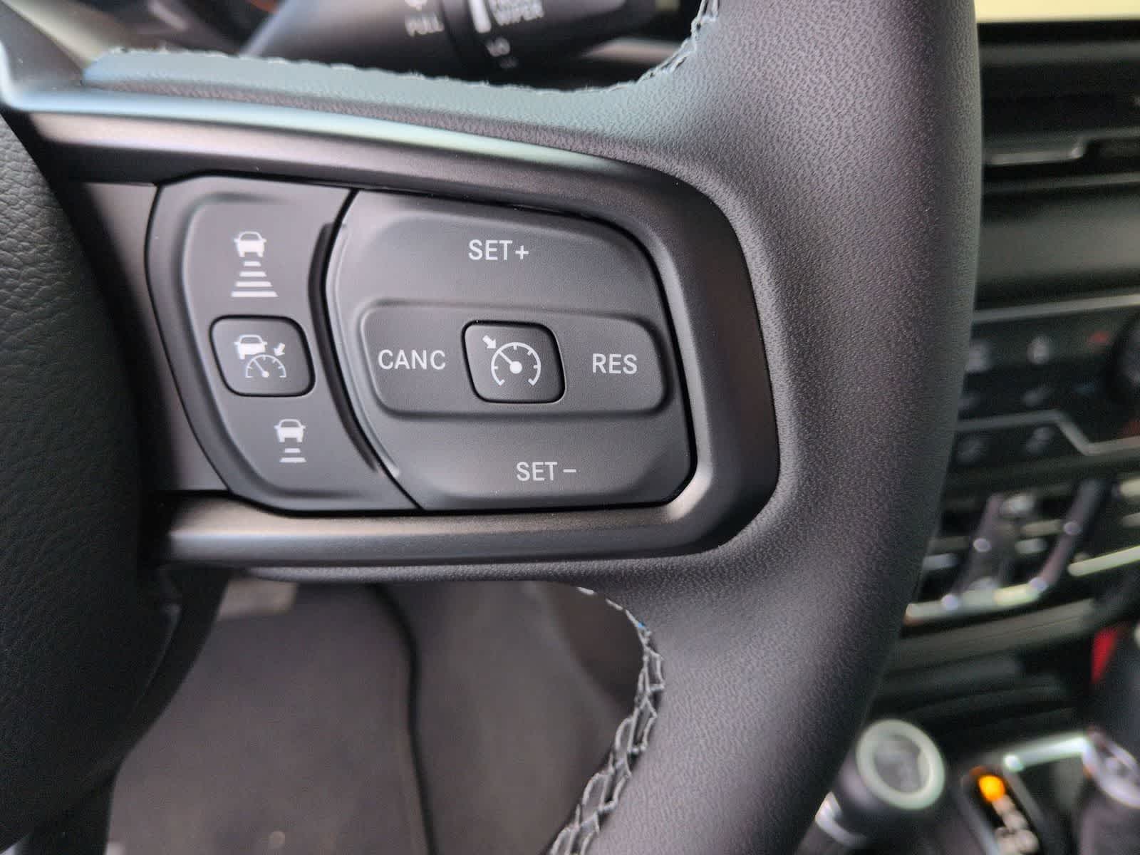 Thumbnail: 2026 Jeep Gladiator - 18