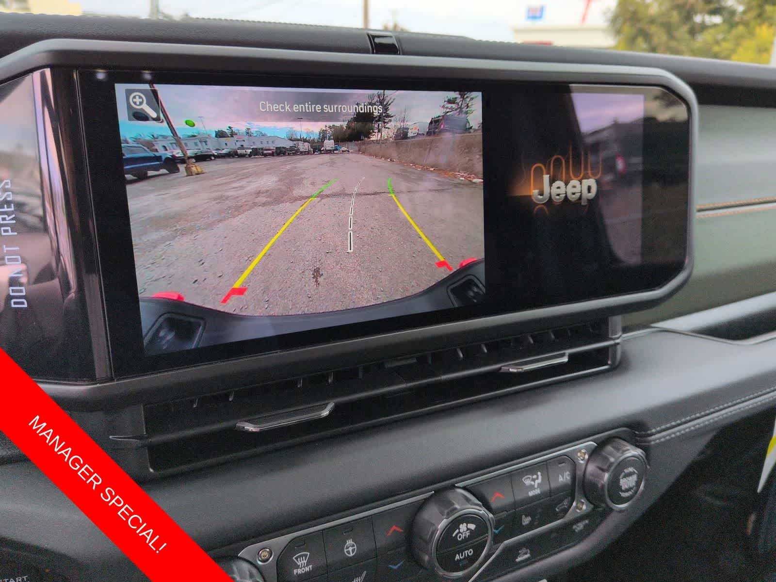 Thumbnail: 2026 Jeep Gladiator - 25