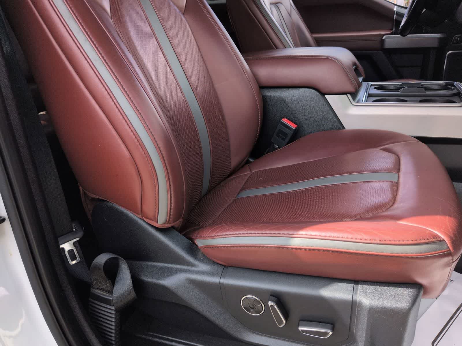 Thumbnail: 2019 Ford Econoline - 18