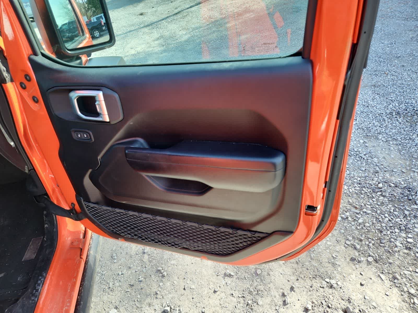 Thumbnail: 2020 Jeep Gladiator - 23