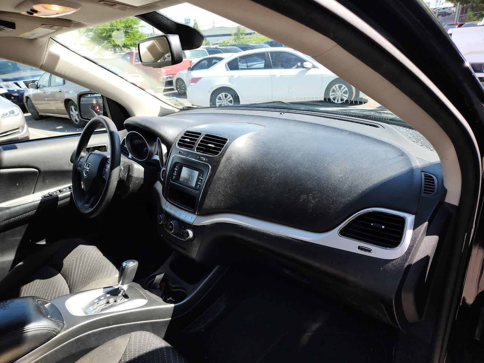 Thumbnail: 2019 Dodge Journey - 17