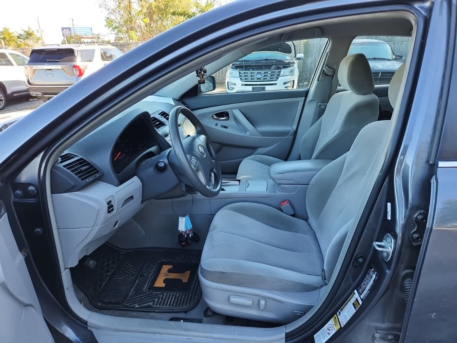 Thumbnail: 2011 Toyota Camry - 15