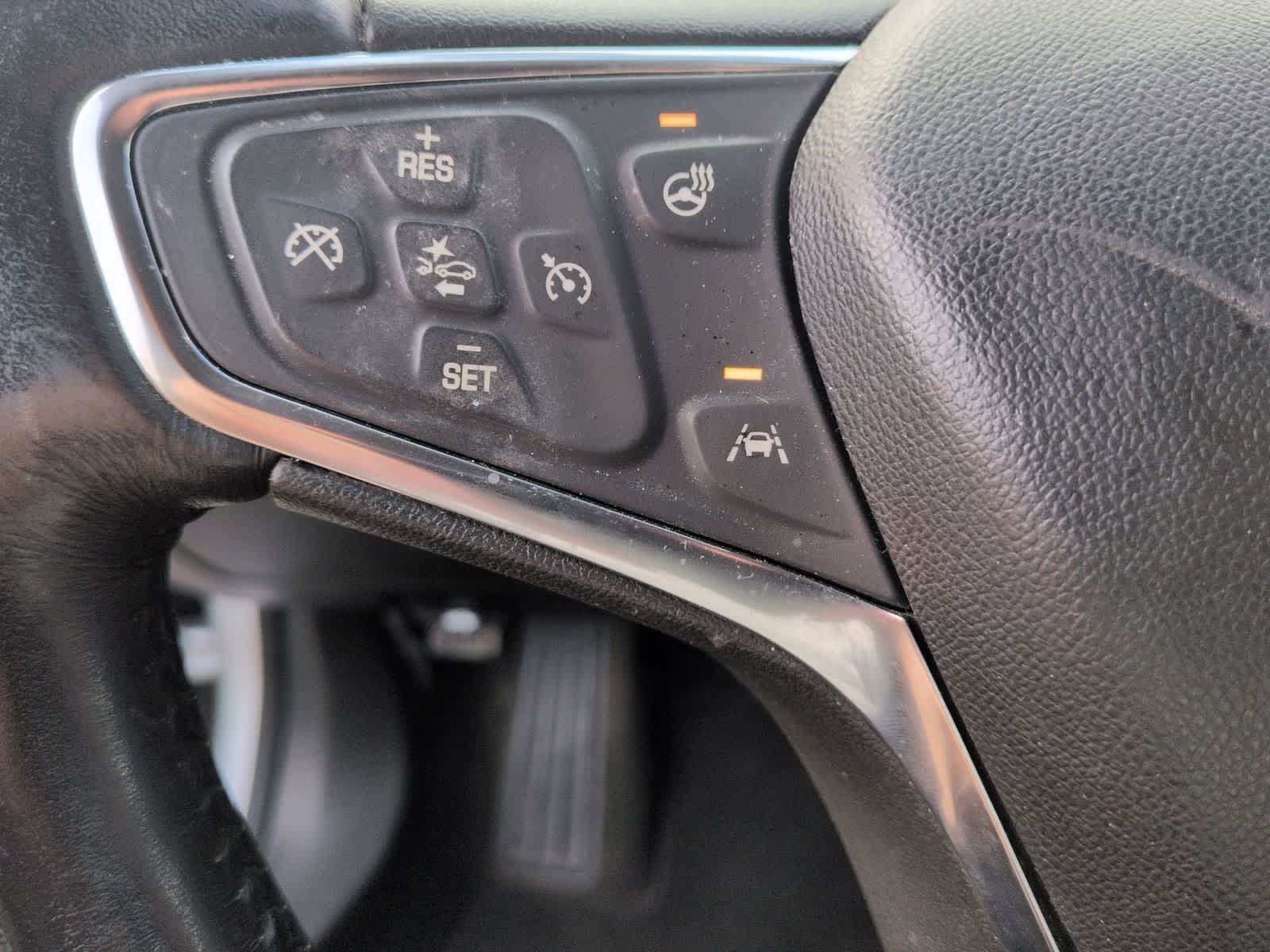 Thumbnail: 2021 Chevrolet Malibu - 22