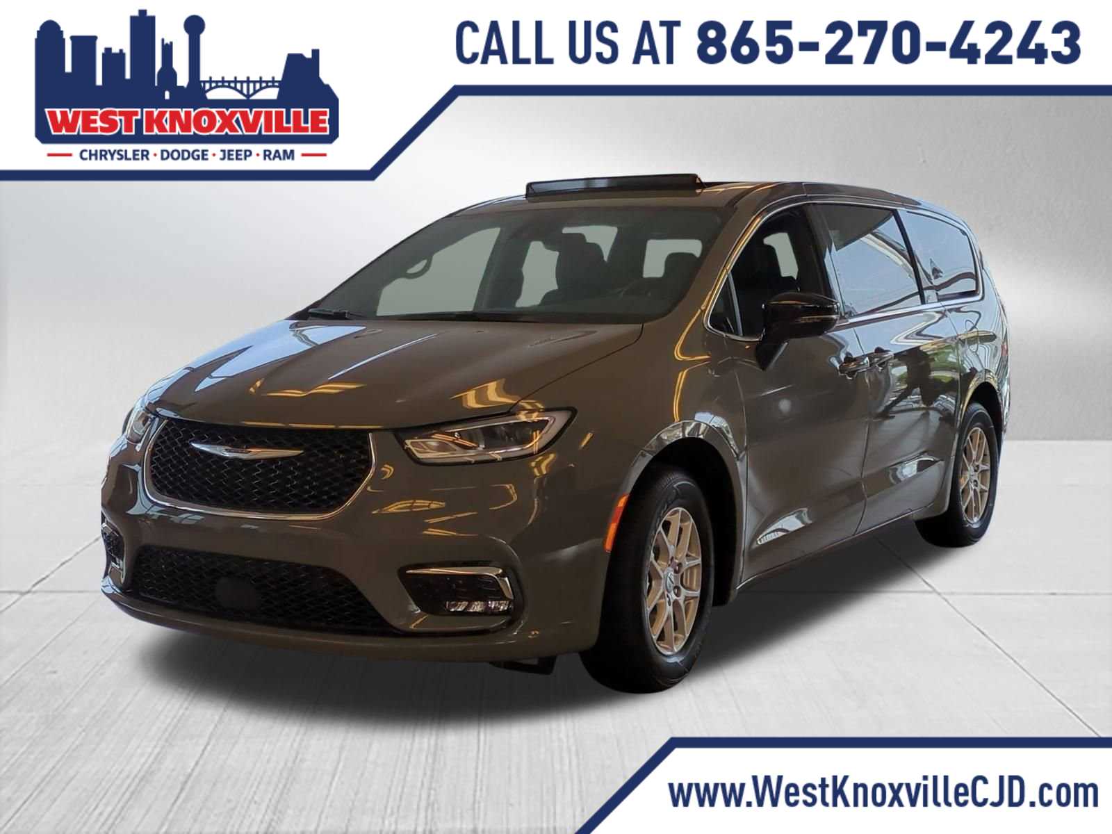 2025 Chrysler Pacifica Select -
                  Knoxville, TN
